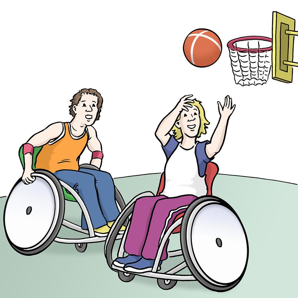 Zwei Personen im Rollstuhl werfen einen Basketball auf einen Korb in einem Basketballspiel.